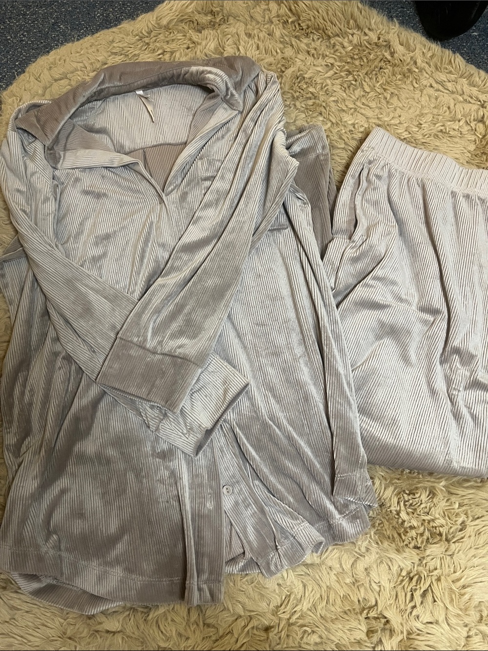 Soma Ribbed Velvet Pajama Set